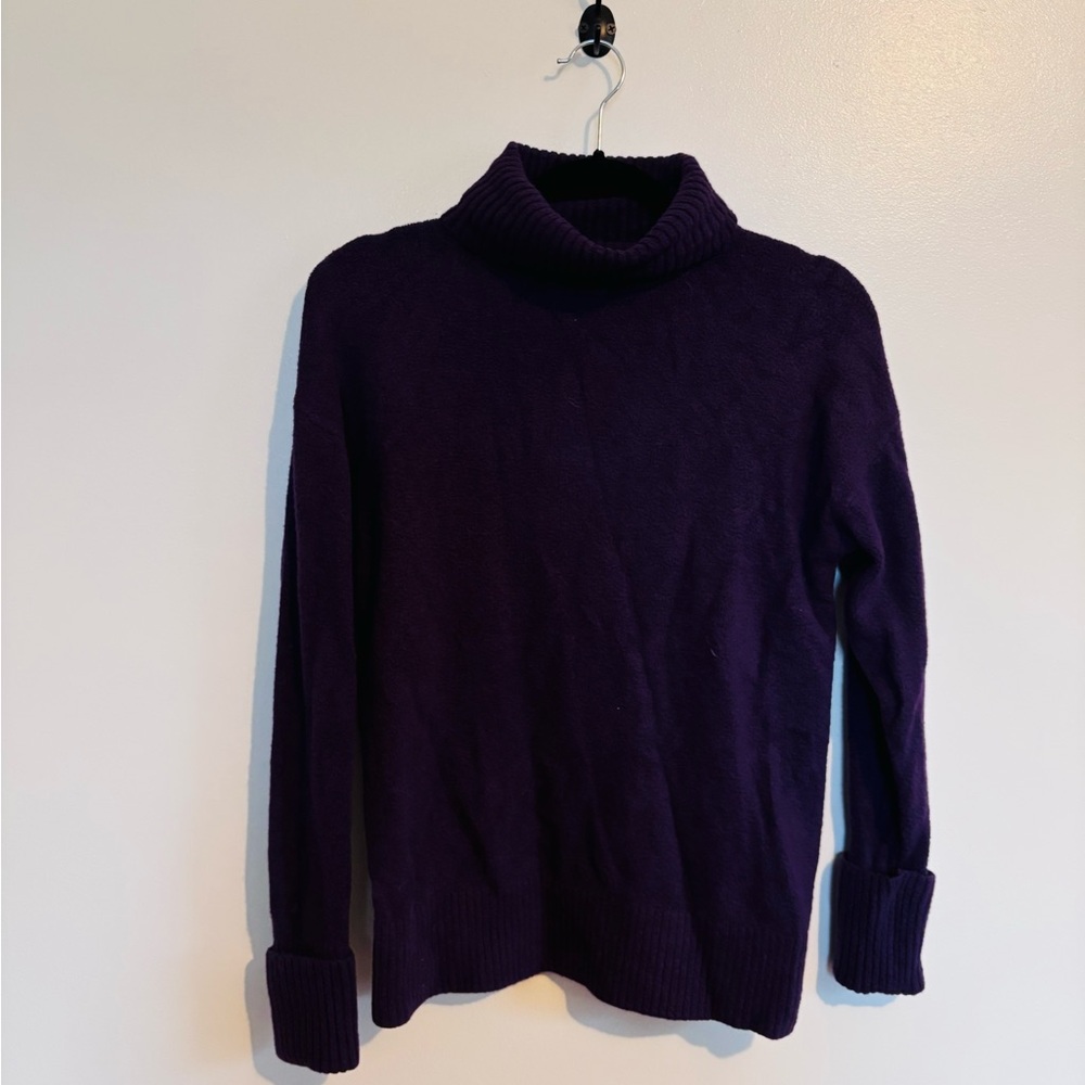 Old navy purple turtleneck so soft size xs